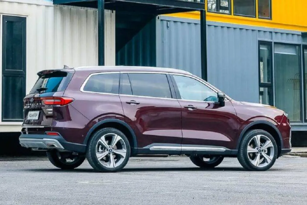  فورد تطرح إكواتور سبورت، وتخطط لمحركات هجينة 