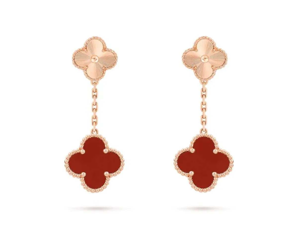 أقراط Magic Alhambra من فان كليف آند أربلز Van cleef&Arpels 