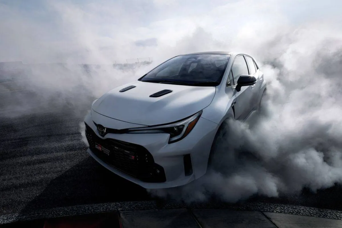 2023 toyota gr corolla