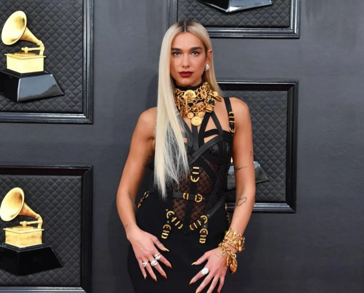 إطلالة دوا ليبا في حفل غرامي