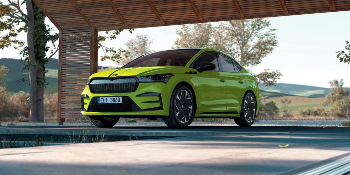 سكودا إينياك كوبيه آي في 2022 وإصدار آر إس عالي الأداء يتصدر النطاق