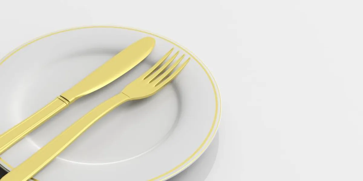 على الضيف سكب كمّ محدّد من الطعام في الطبق 