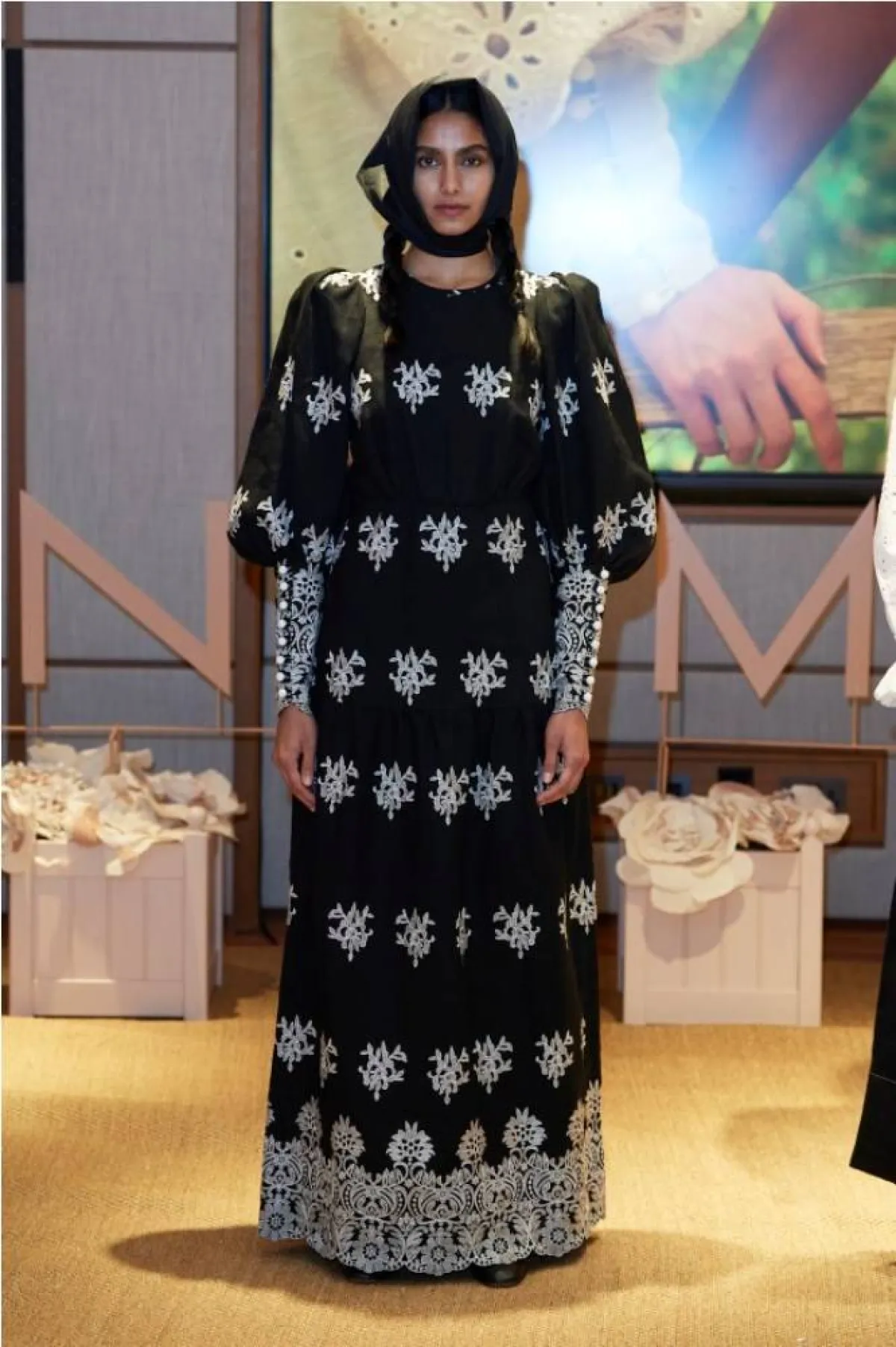 فساتين ماكسي محتشمة تناسب شهر رمضان من أنا مازون Anna Mason