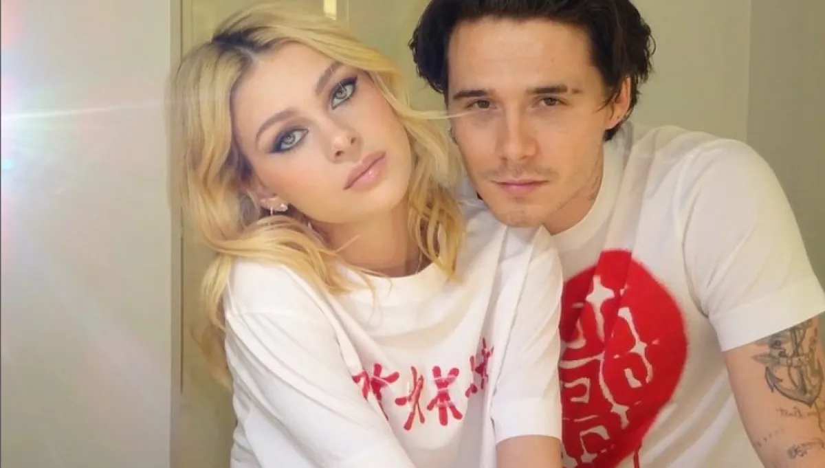 بروكلين وخطيبته - الصورة من حساب بروكلين على إنستغرام