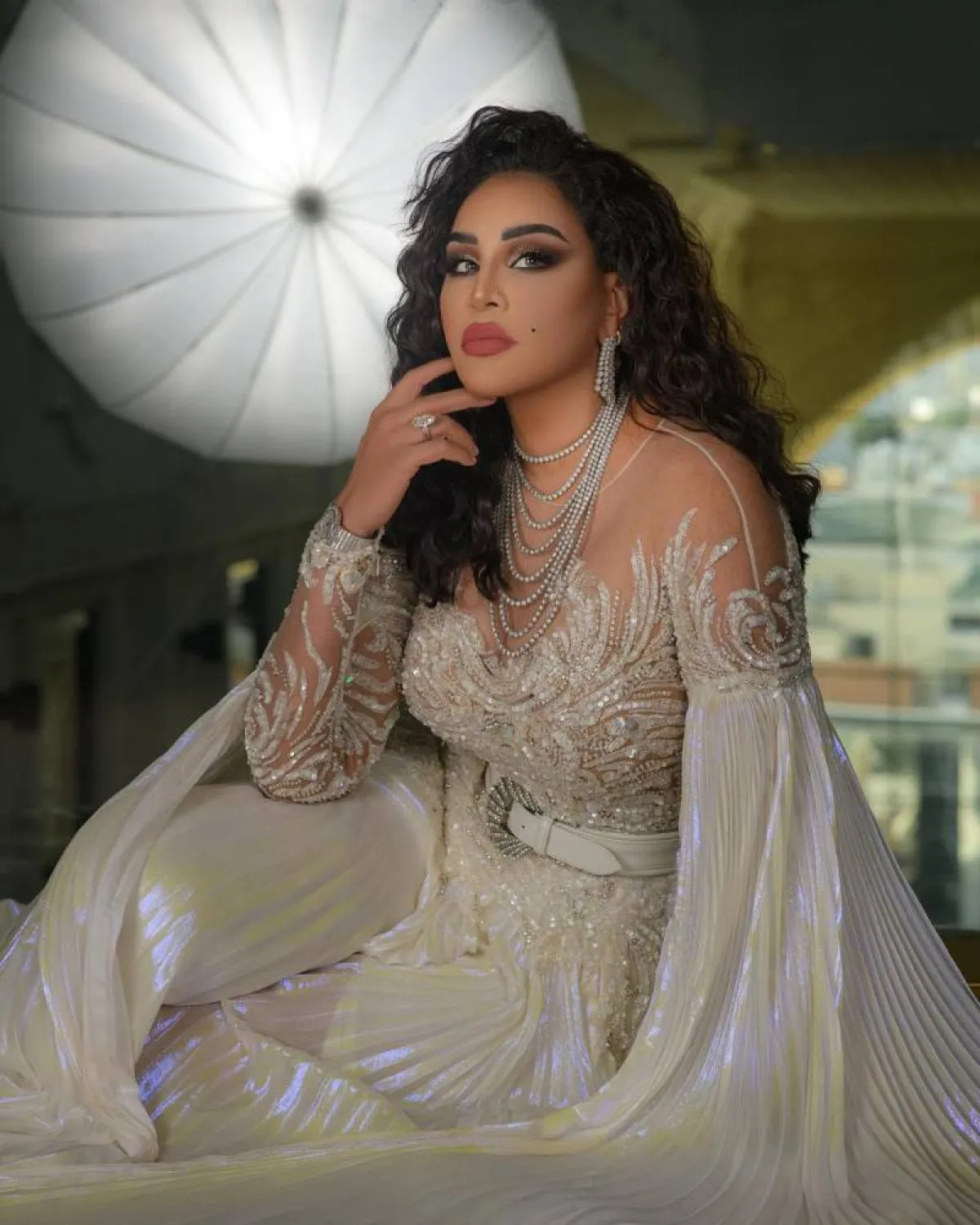 الفنانة أحلام - صورة من صفحتها على موقع " انستغرام "