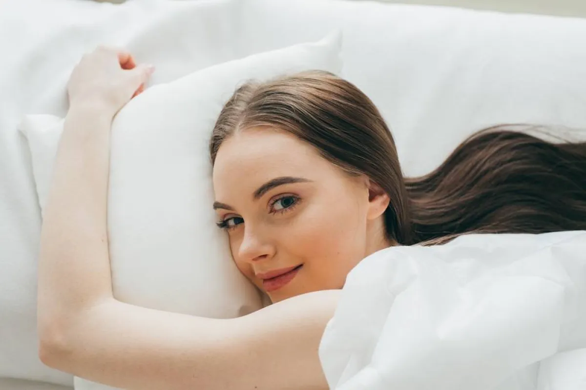 العناية بالشعر خلال النوم