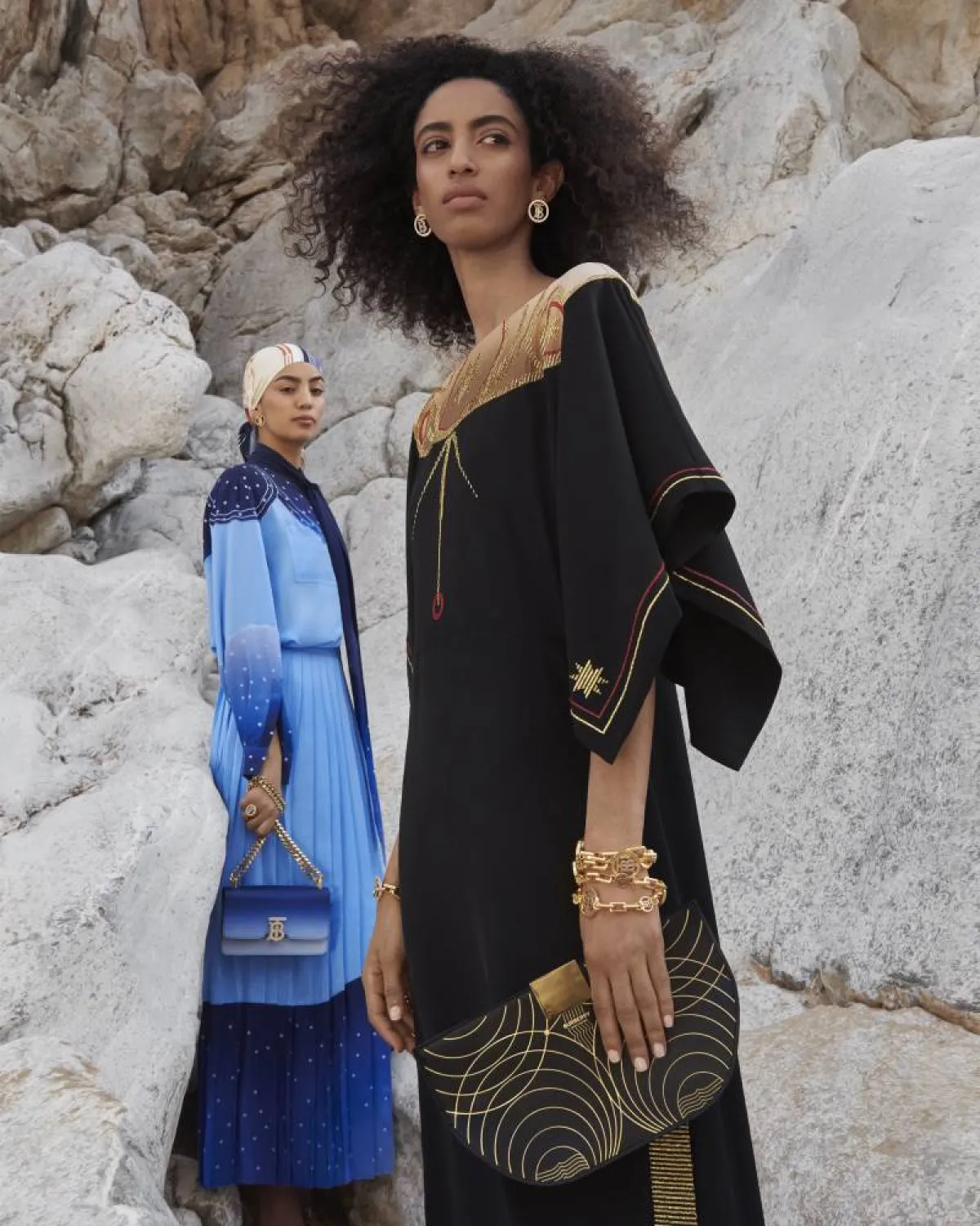 بربري تطلق مجموعة "كونستليشنز" الكبسولية الجديدة 