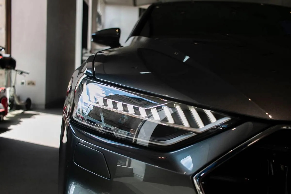 صورة سيارة فارهة