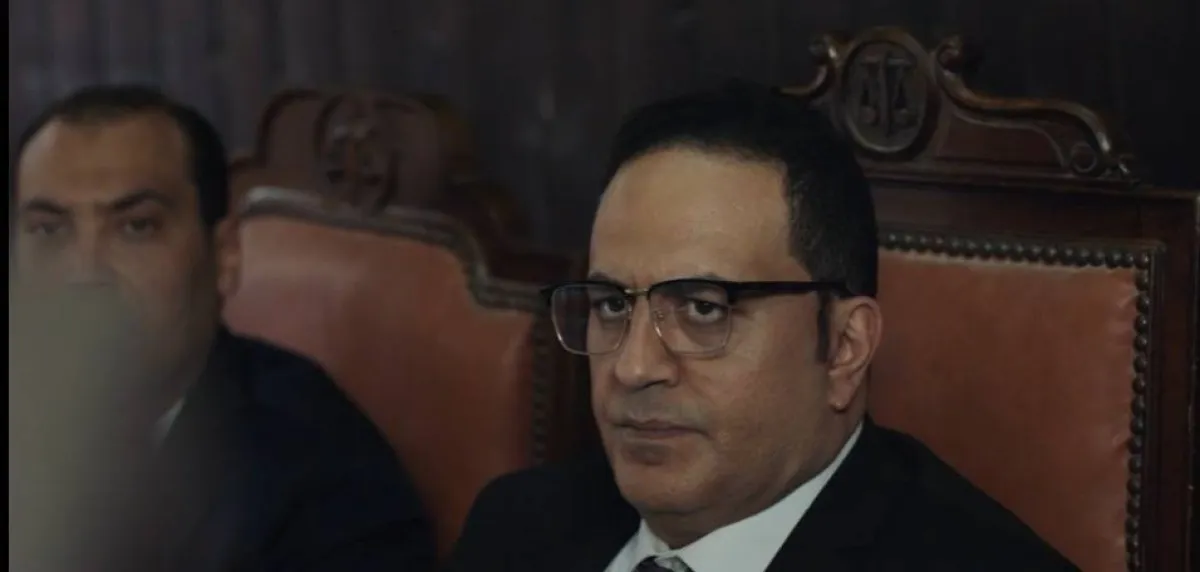 خالد سرحان يغضب من نيللي كريم في مشهد من مسلسل فاتن أمل حربي - الصورة من الحلقة 5 على حساب قناة أون على يوتيوب