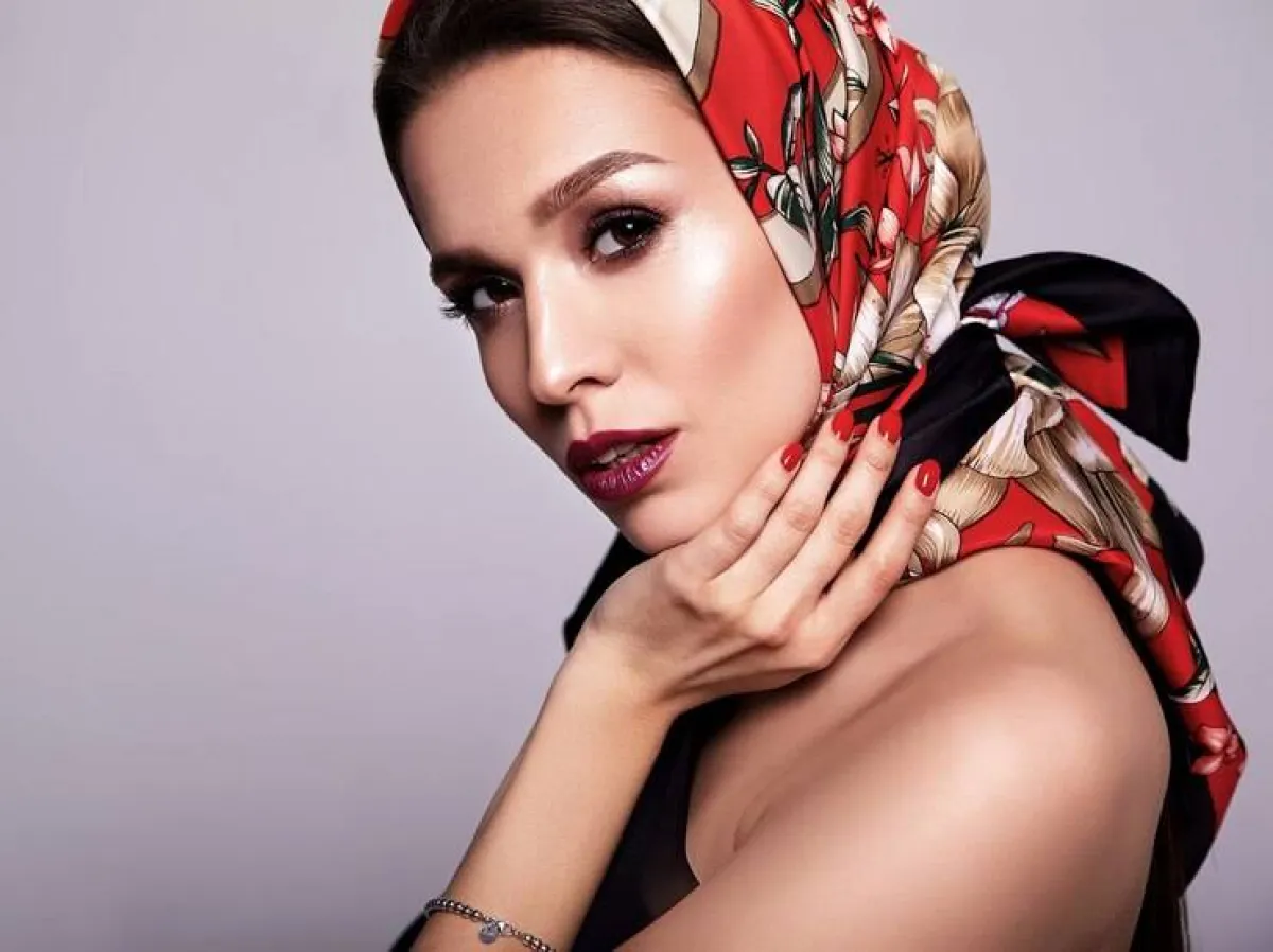 طريقة وضع الهايلايتر القلم  كالمحترفين