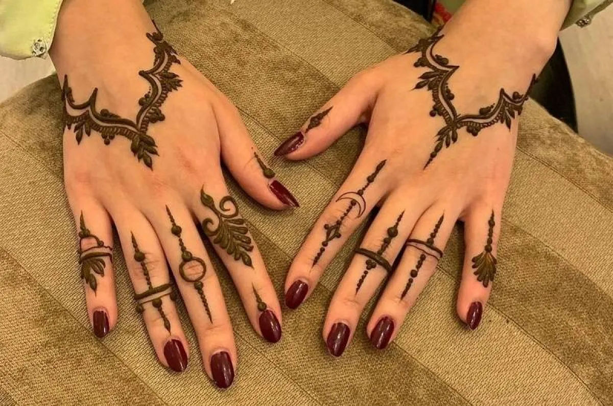 نقش حناء من وحي رمضان