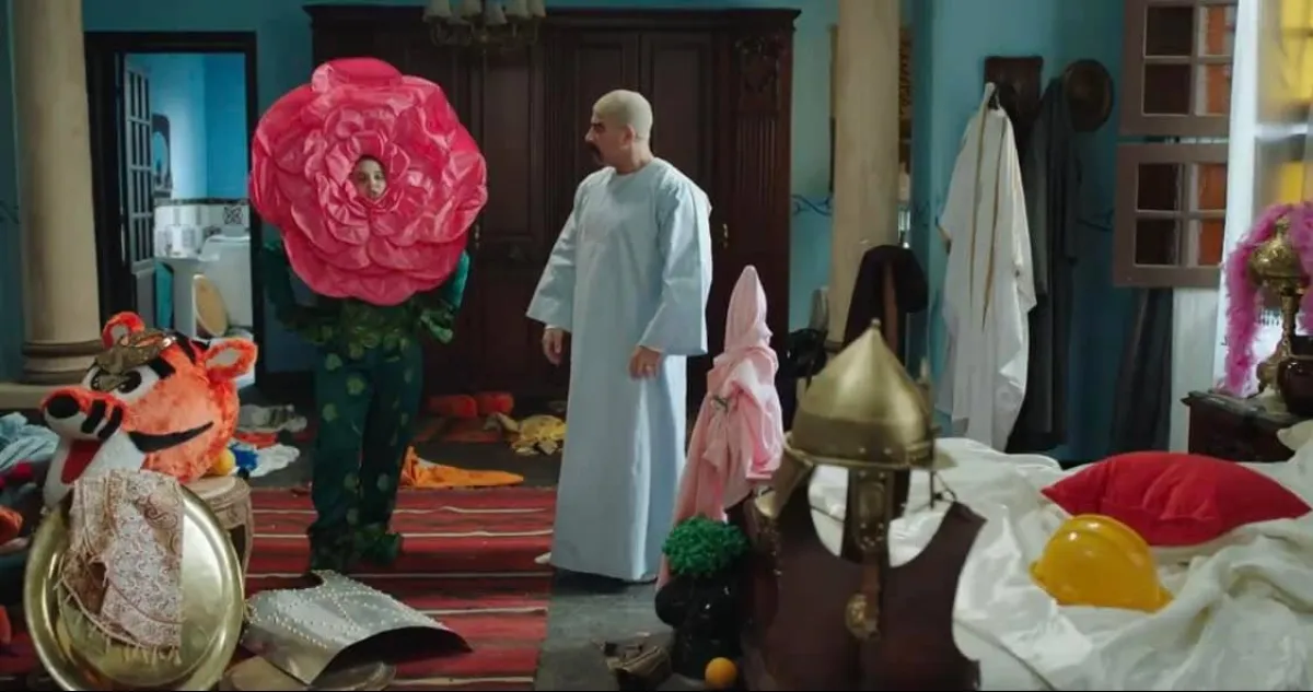 رحمة أحمد وأحمد مكي في مشهد من مسلسل الكبير أوي 6 - الصورة من حساب قناة أون على يوتيوب