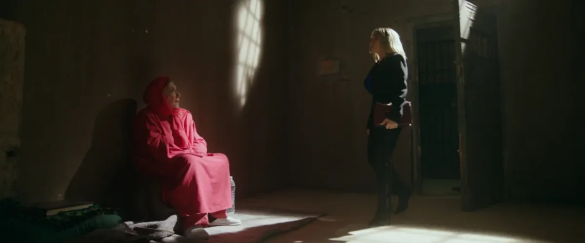 سميحة أيوب وروجينا في مشهد من مسلسل انحراف - الصورة من حساب قناة النهار على فيسبوك