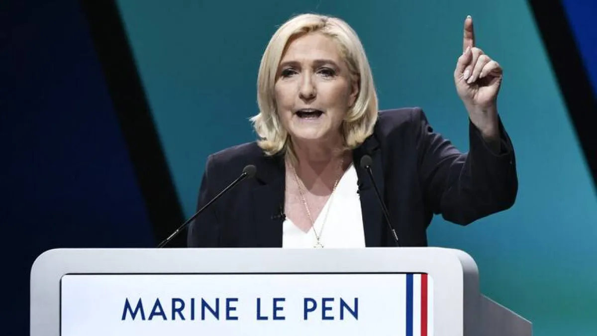 مارين لوبان في خطاب انتخابي