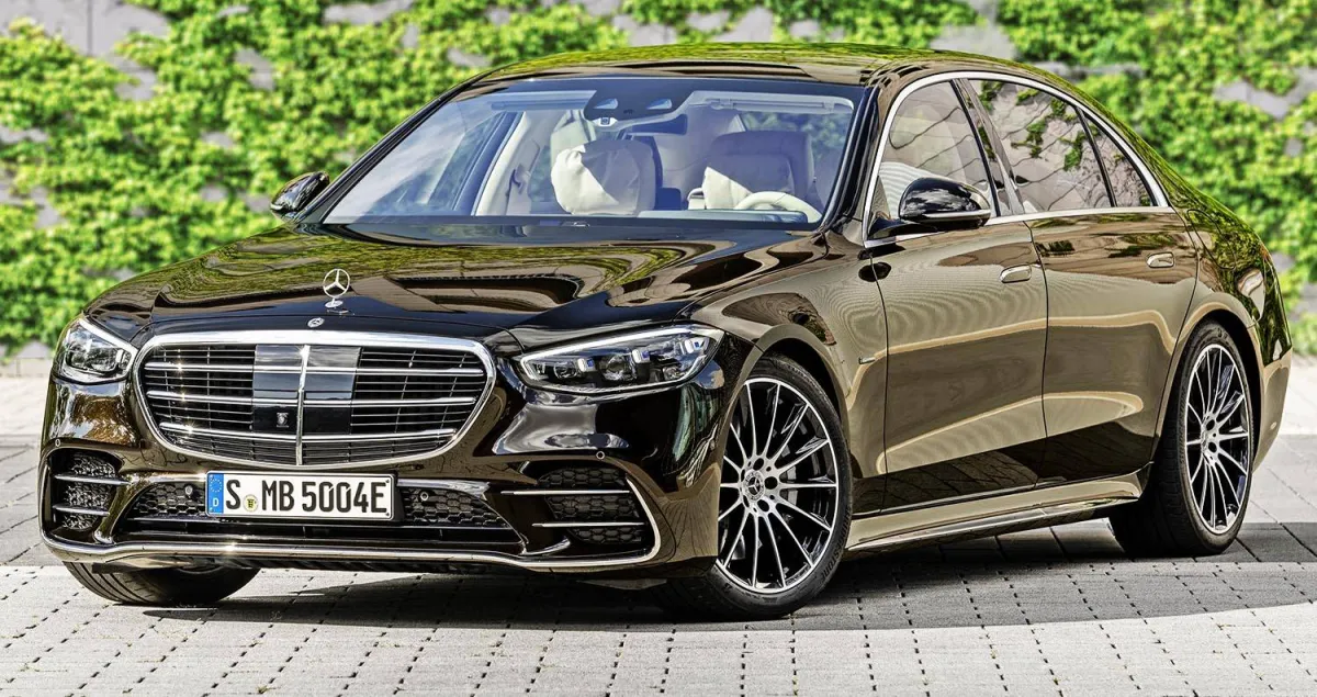  القيادة الذاتية بأس كلاس الأبعد عن المستويات الأخرى 