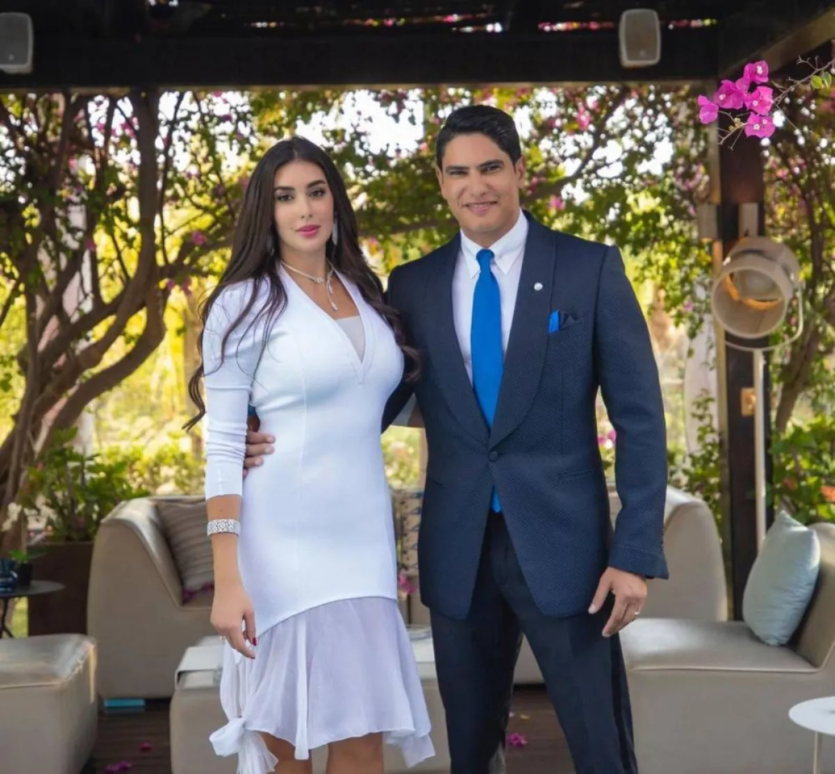 ياسمين صبري وزوجها - الصورة من حسابها على انستغرام