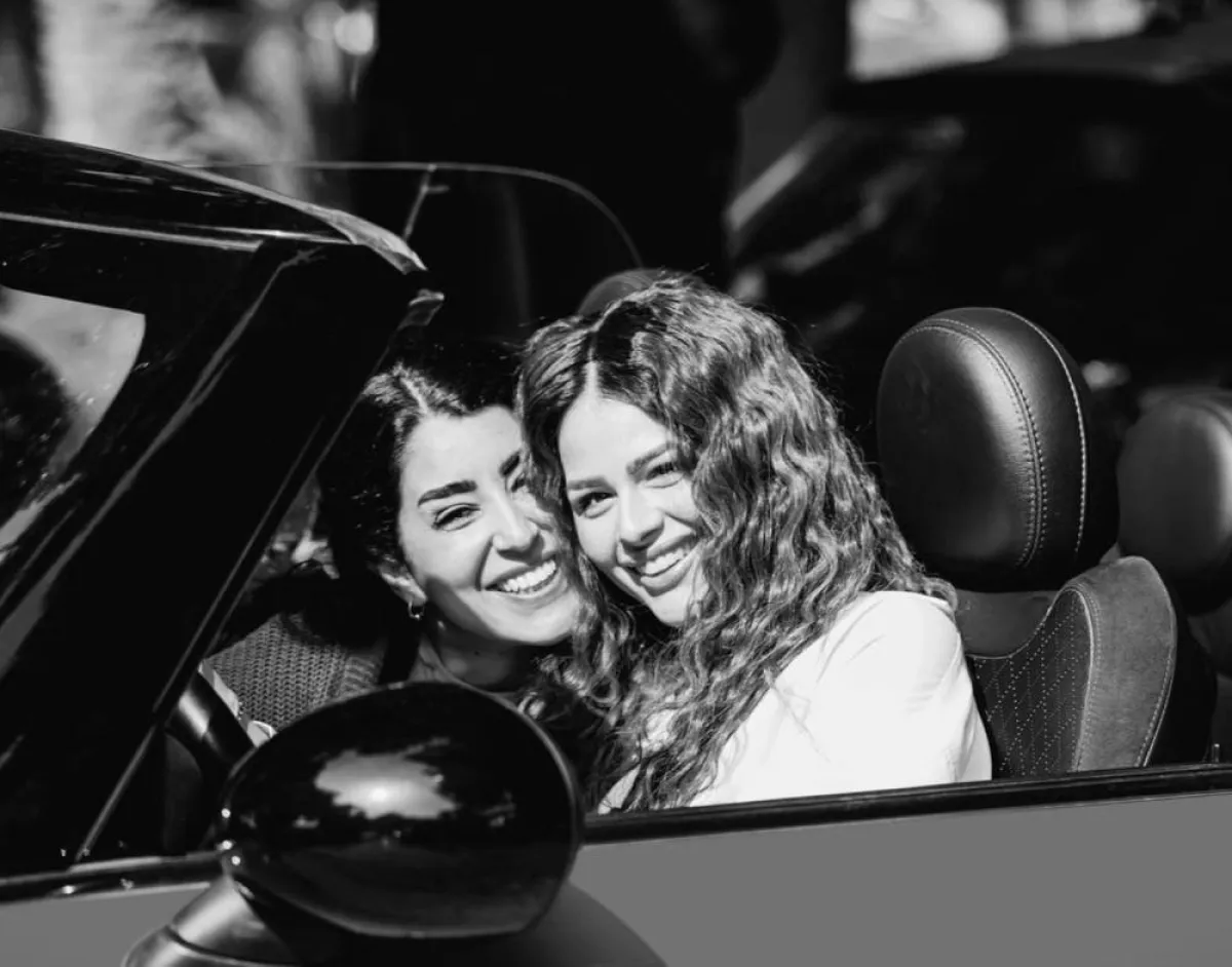 هنادي مهنا وآيتن عامر - الصورة من حساب هنادي على انستغرام