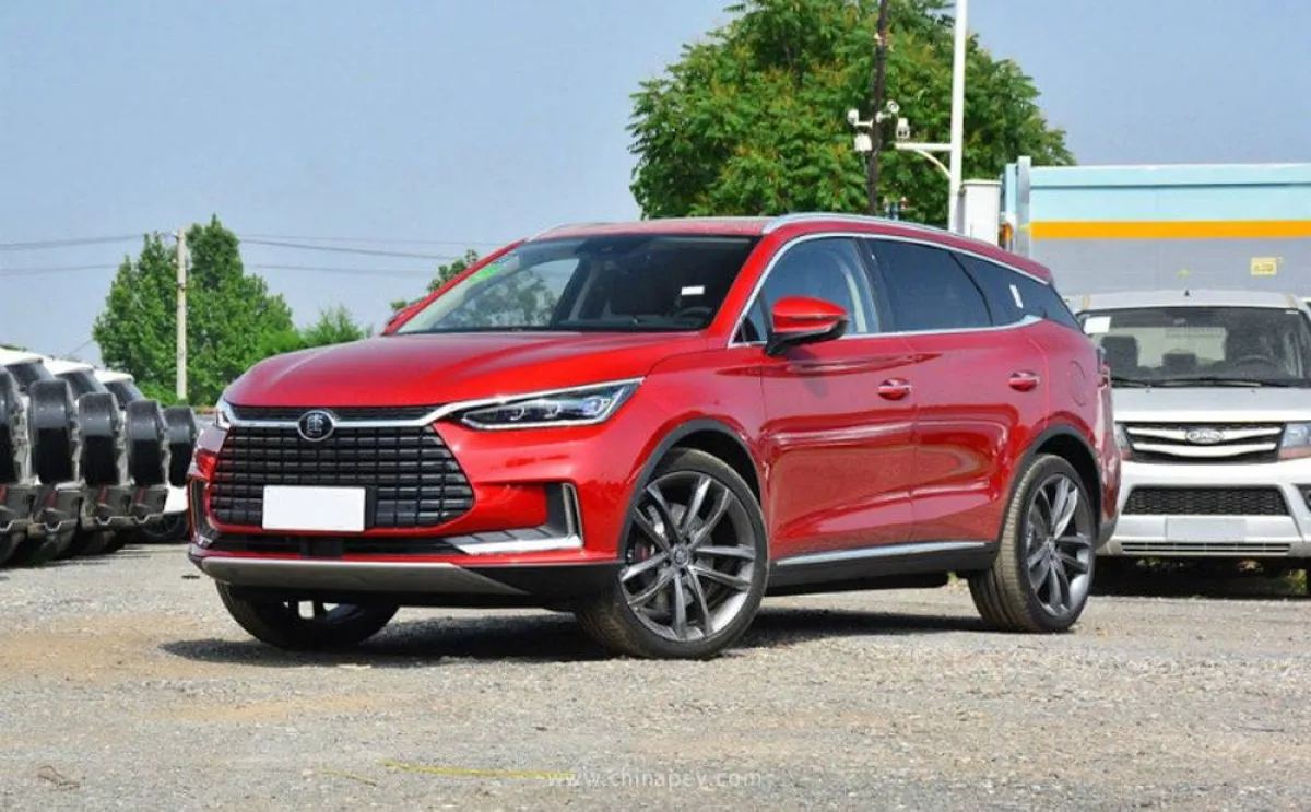 سيارة تانغ الصينية تواجه مرسيدس وتسلا