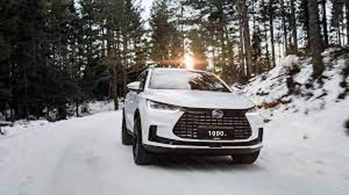 سيارة تانغ الصينية تواجه مرسيدس وتسلا