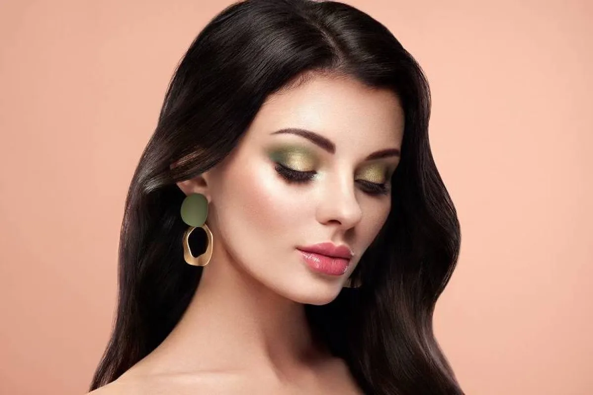 خطوات مكياج سموكي