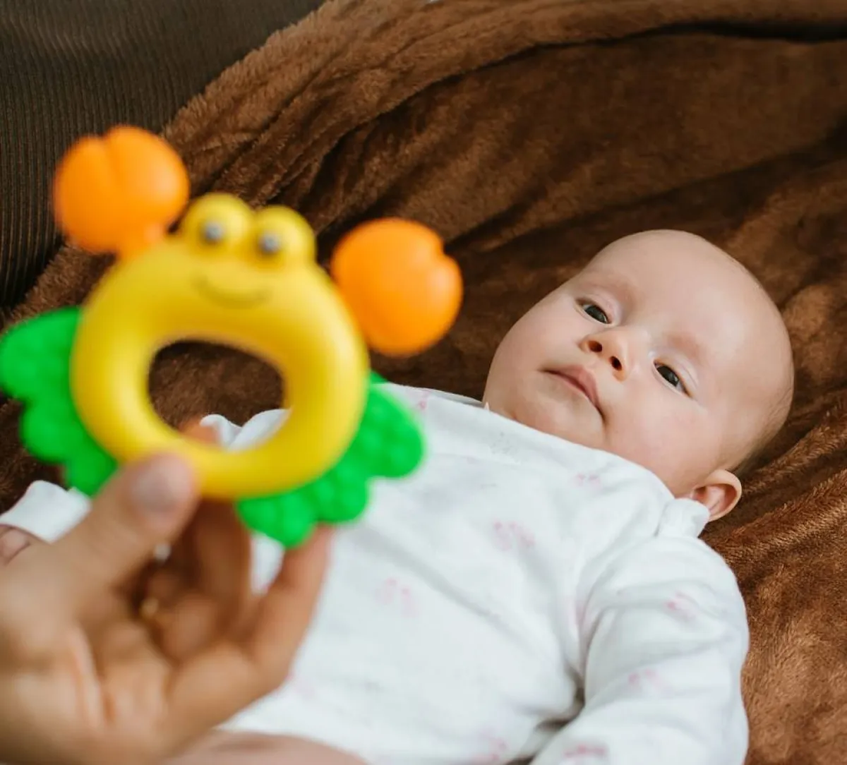 صورة لطفل في مرحلة التسنين