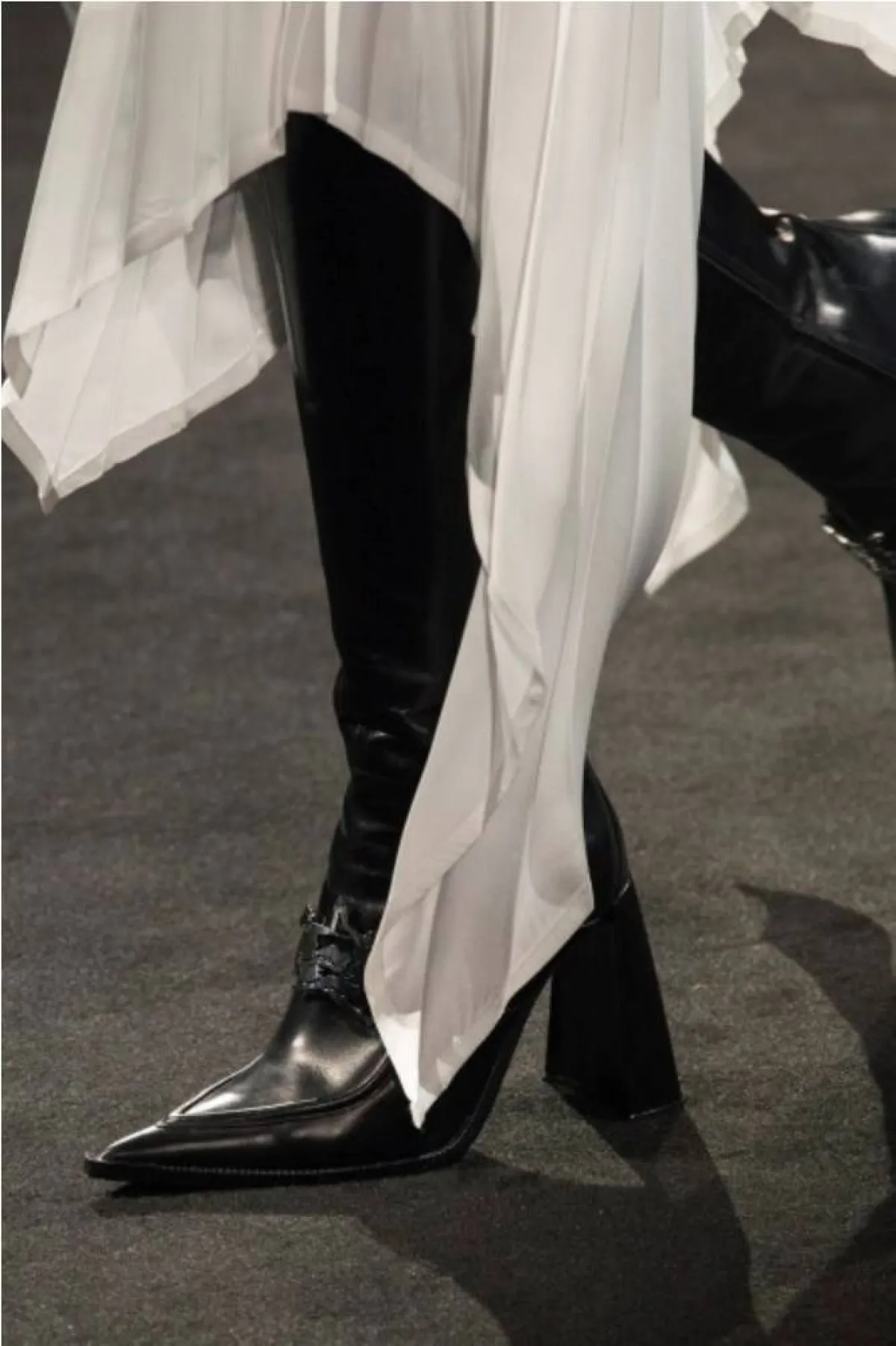 الجزمة الشتوية  من إي زاد فاكتوري  Az Factory