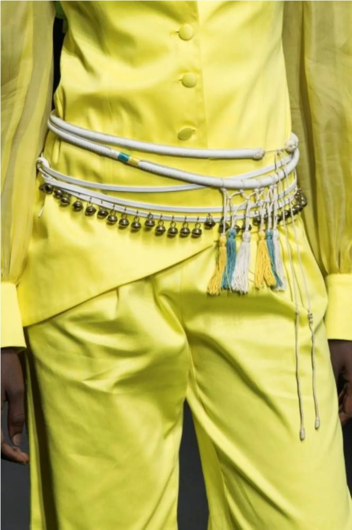 موديلات أحزمة جلدية للمرأة من جوي ميريب  Joy Meribe