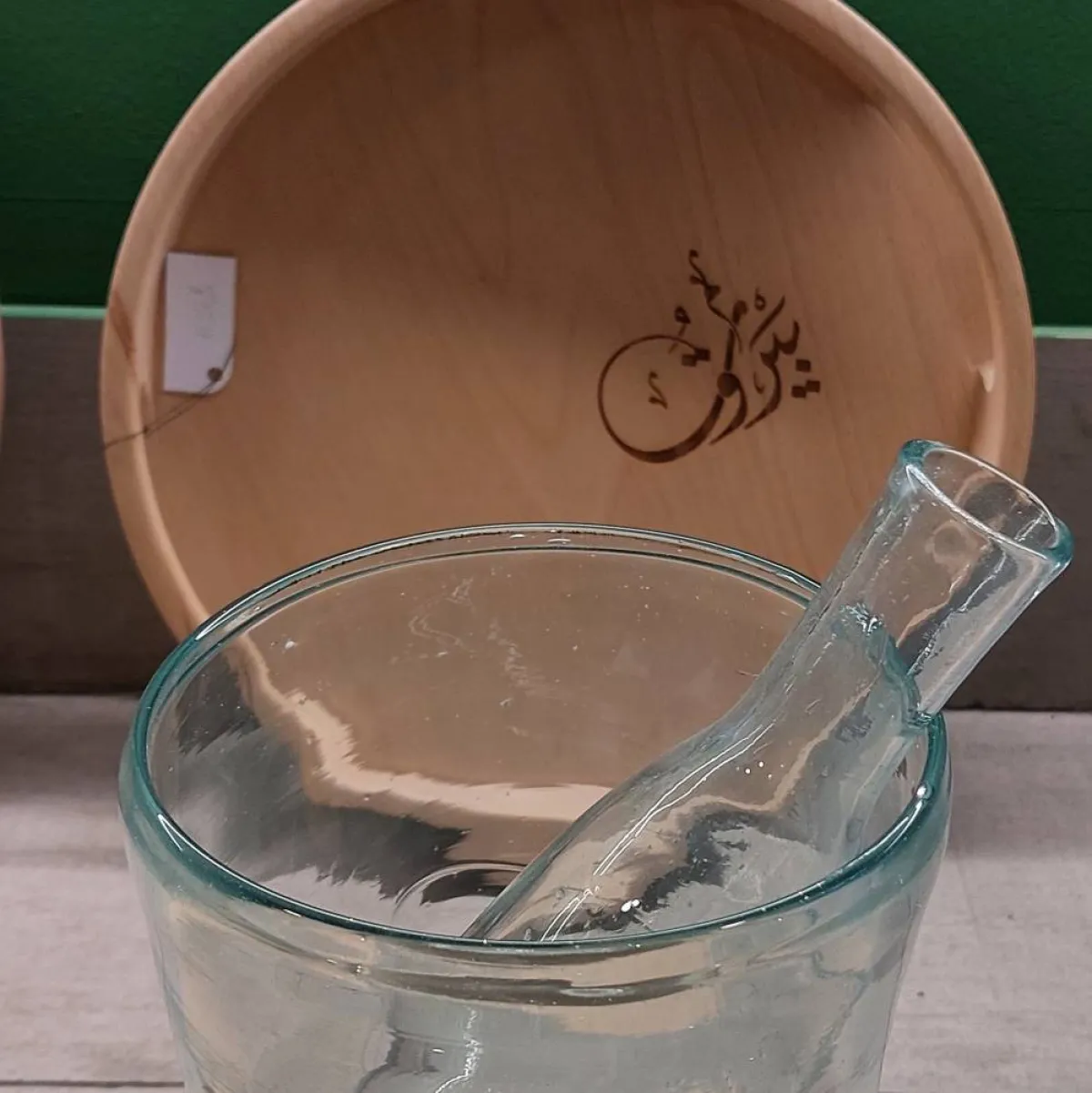 عشقه لبيروت ترجمه في قطع حِرفية