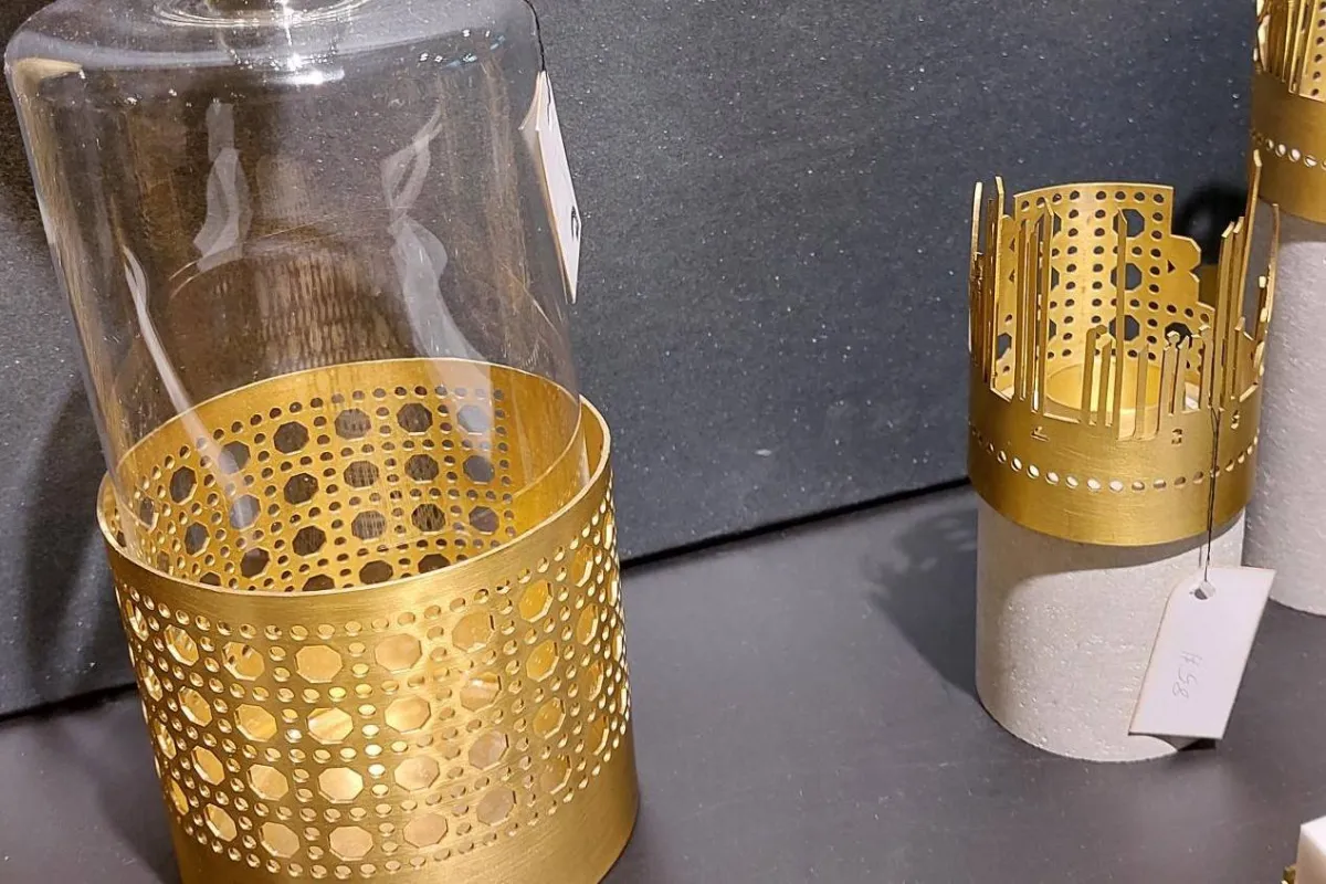 الشغل اليدوي المميز يظهر في كل قطعة