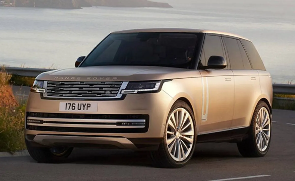 لاند روفر تطلق أيقونتها Range Rover الجديدة