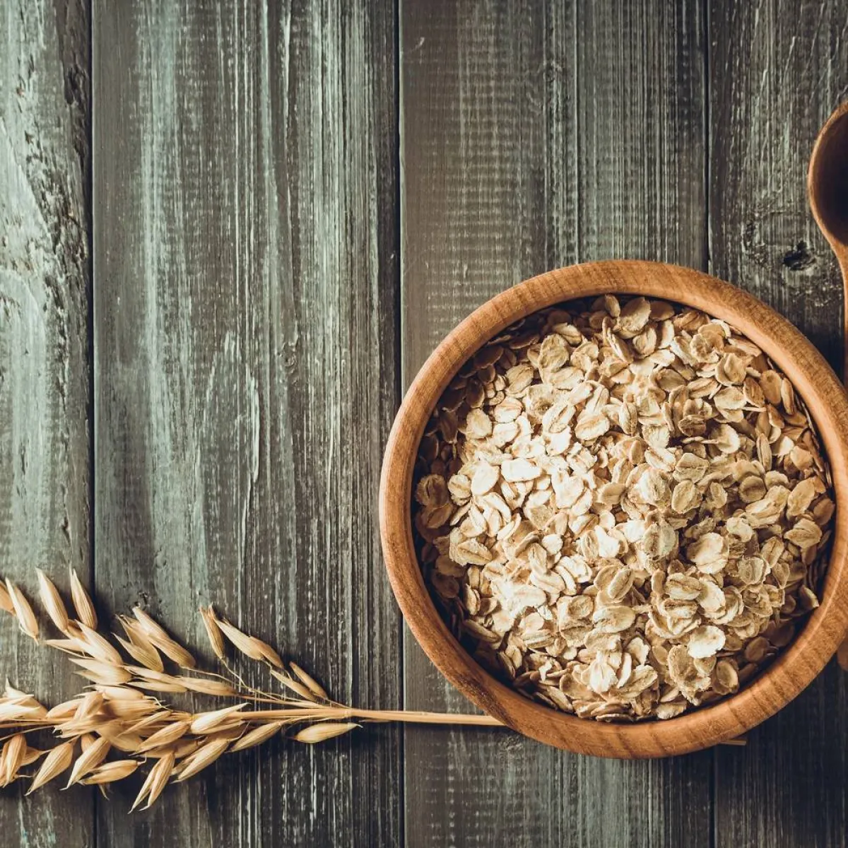 صورة لطبق مملوء بالشوفان