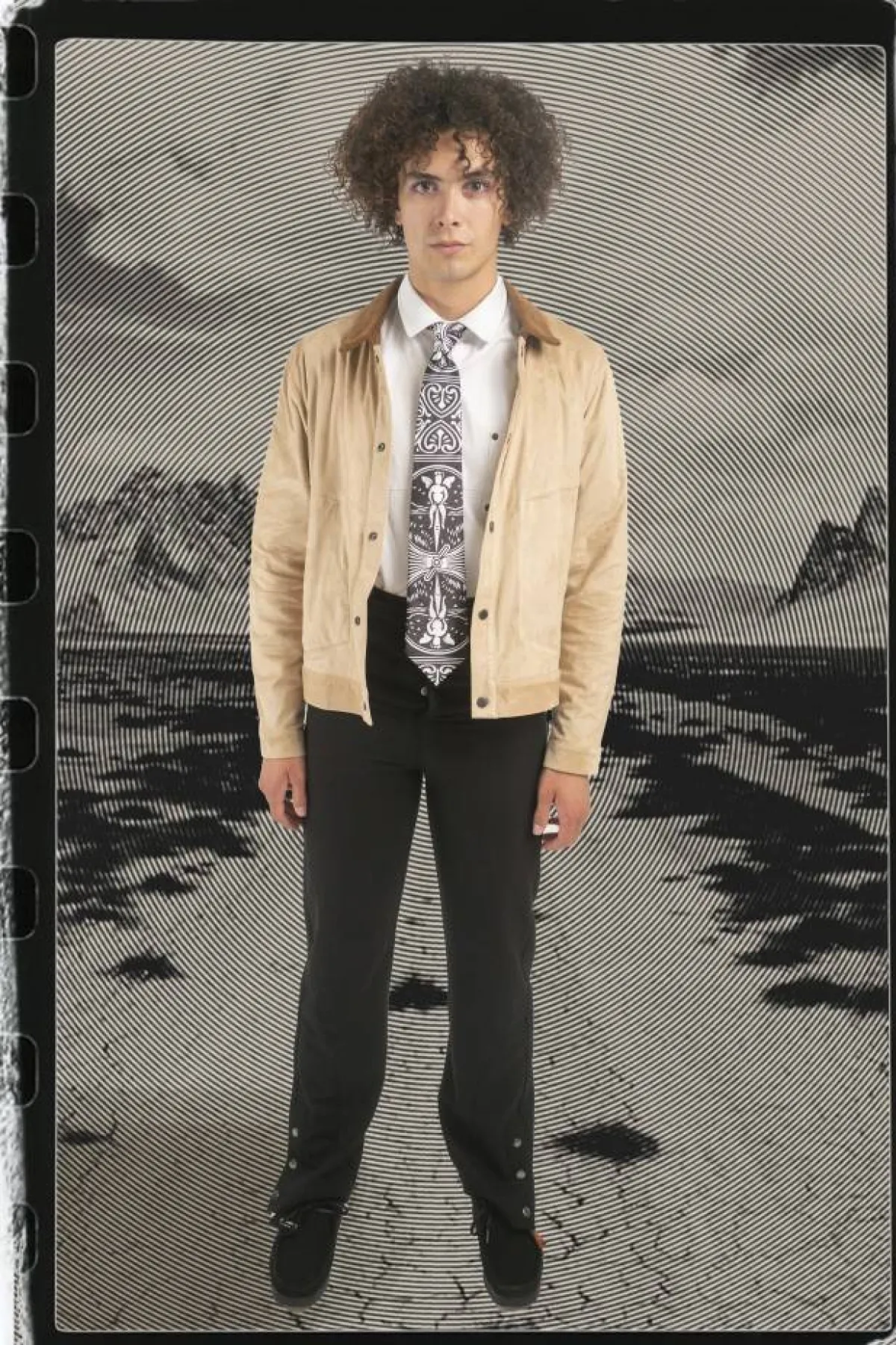 ربطة عنق عصرية من Nicholas Raefski 