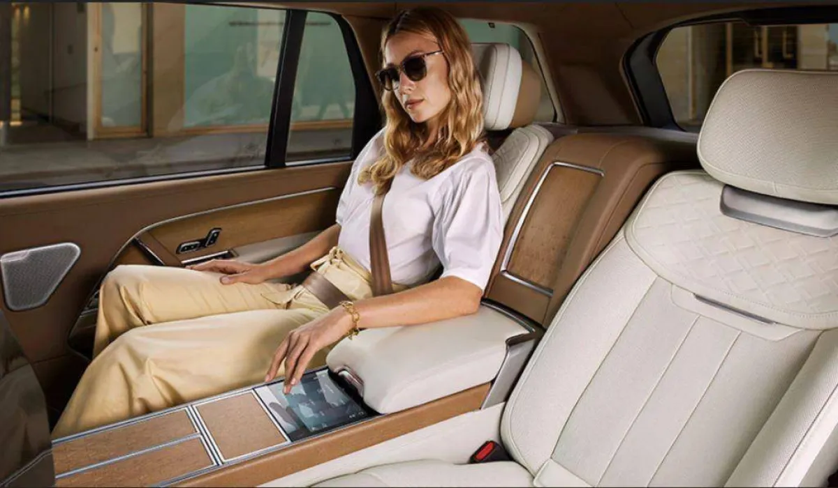 لاند روفر تطلق أيقونتها Range Rover الجديدة 