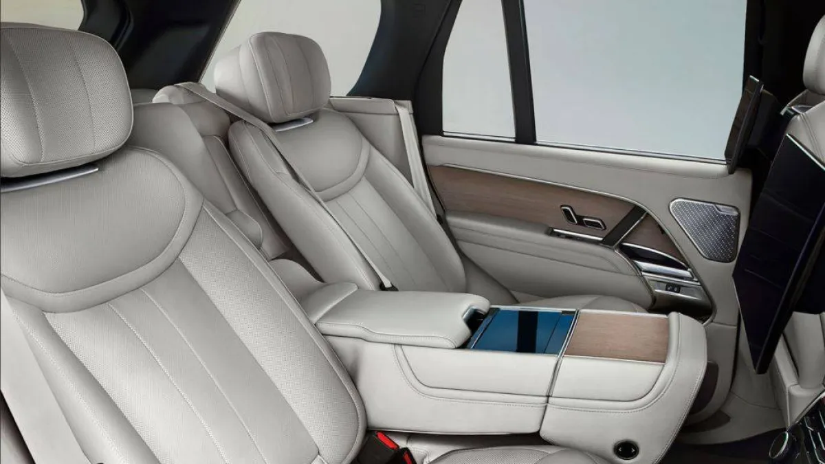 لاند روفر تطلق أيقونتها Range Rover الجديدة 