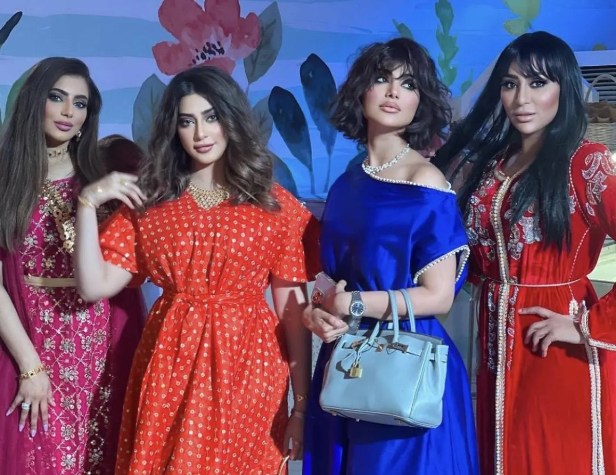 شيماء سبت واخواتها شذى وشيلاء وابرار - الصورة من حساب شيماء على الانستجرام 