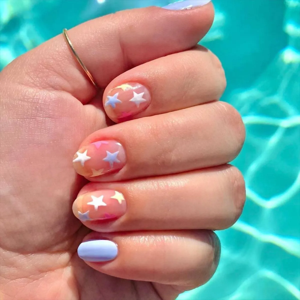 أجمل رسومات الأظافر