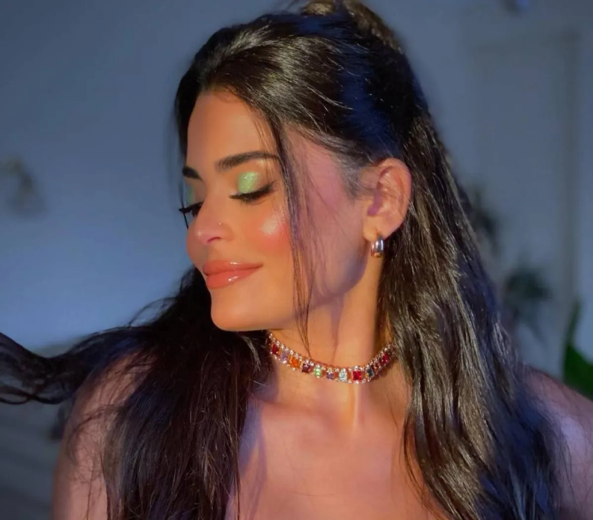 مكياج عيون مائي بأسلوب أسماء جلال