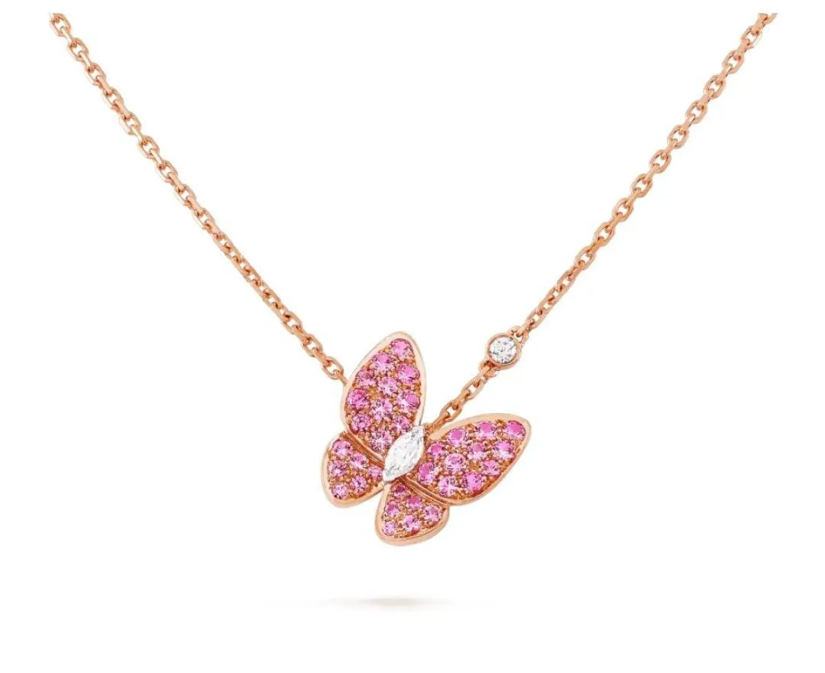 قلادة Two Butterfly من فان كليف آند أربلز Van cleef&Arpels 