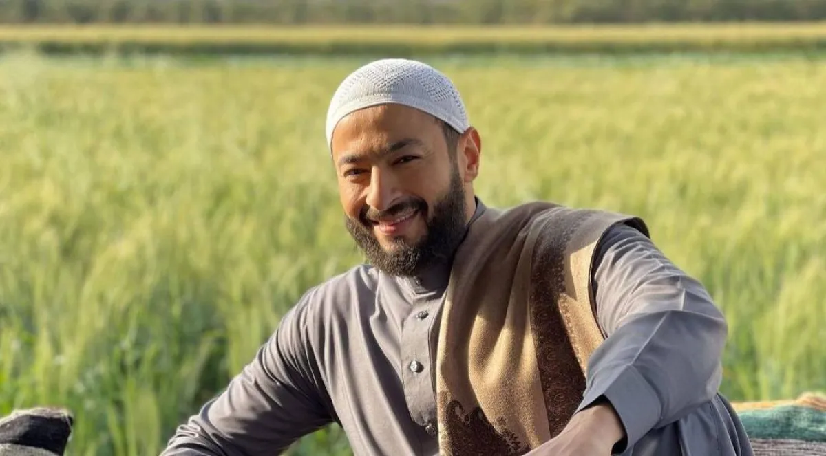 حمادة هلال من كواليس مسلسل  " المداح2"- صورة من حسابه الرسمي على موقع " انستغرام"