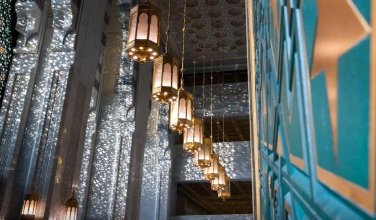 توضيح من "الحج والعمرة" بشأن إمكانية تنقل معتمري الخارج بين مدن السعودية