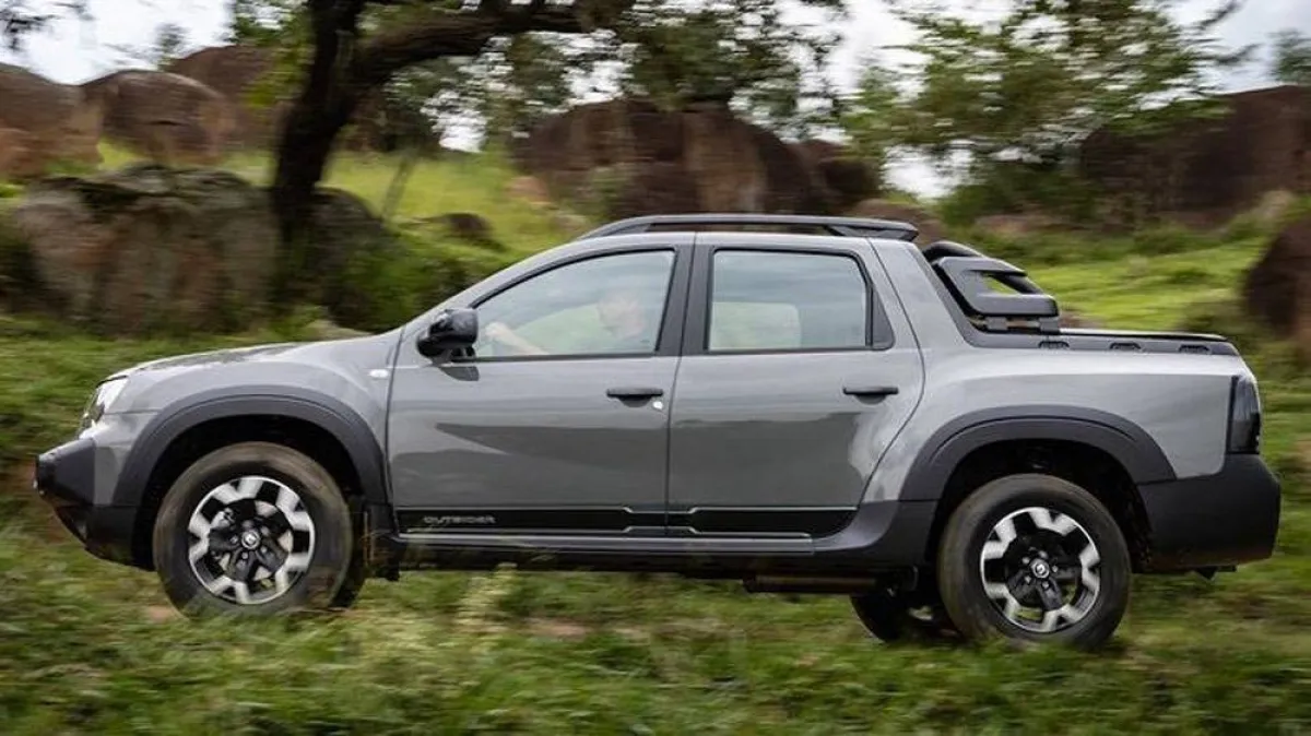 رينو تكشف عن البيك أب أوروتش 2023