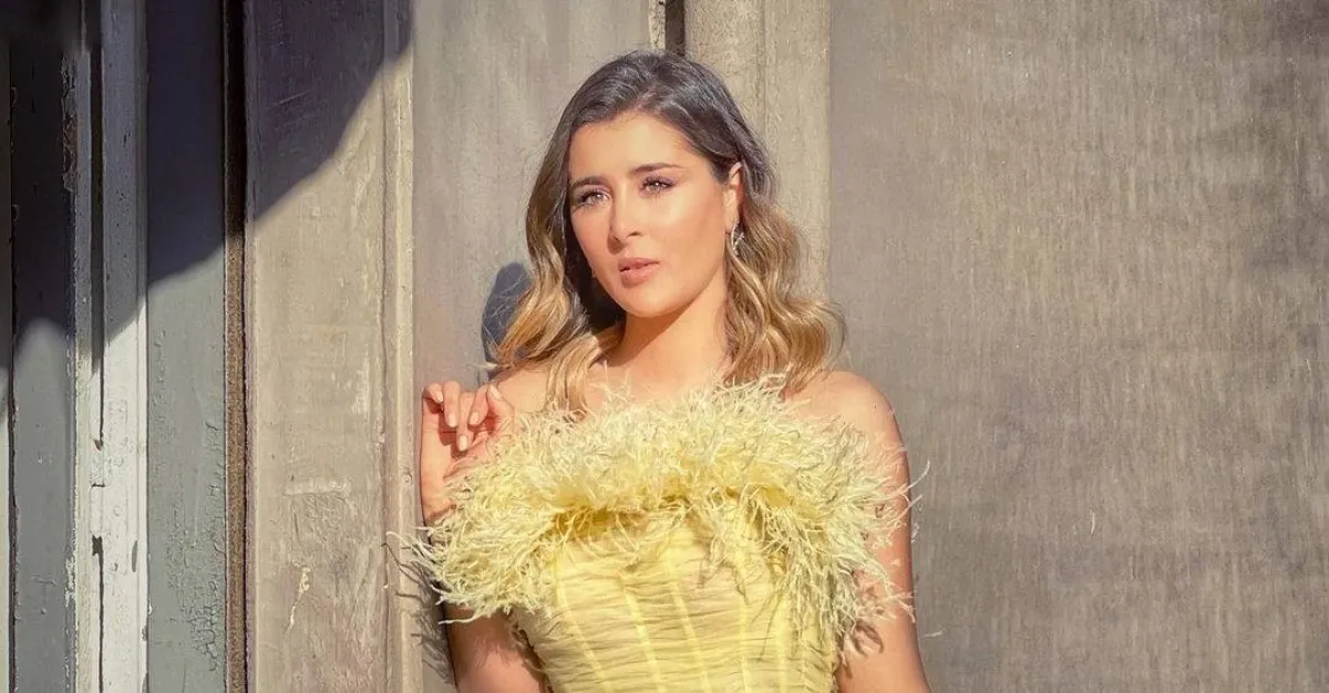 الفنانة عائشة بن أحمد - صورة من حسابها الرسمي على موقع " انستغرام"