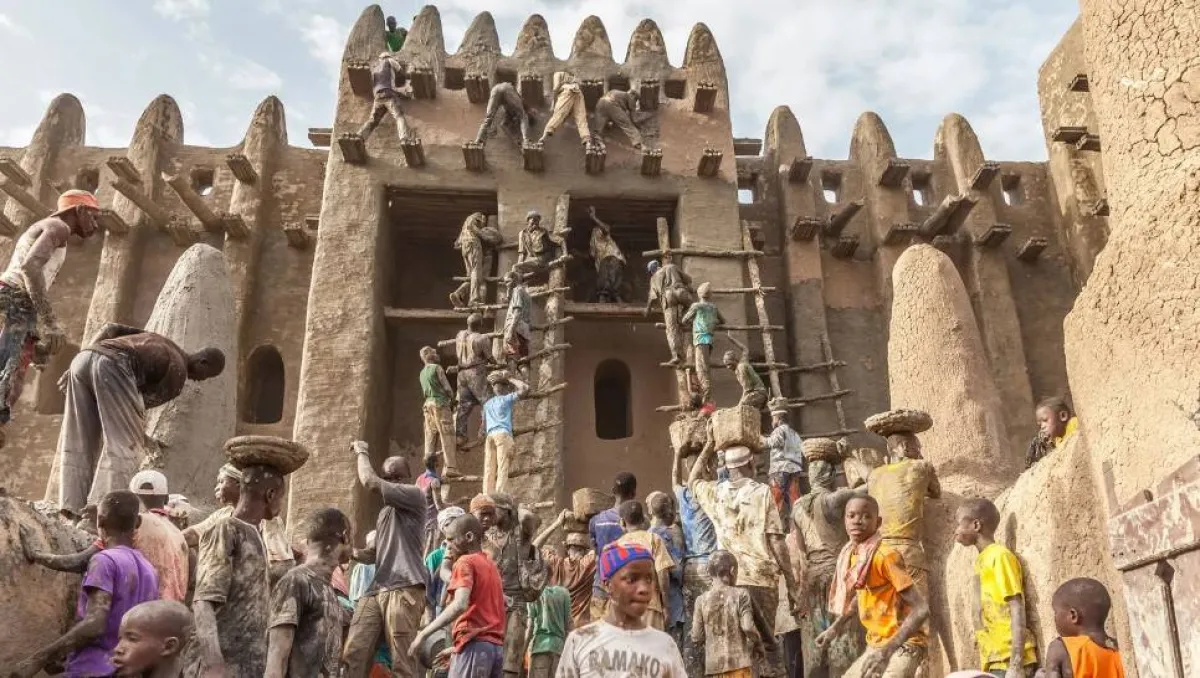  مسجد من الطوب اللبن