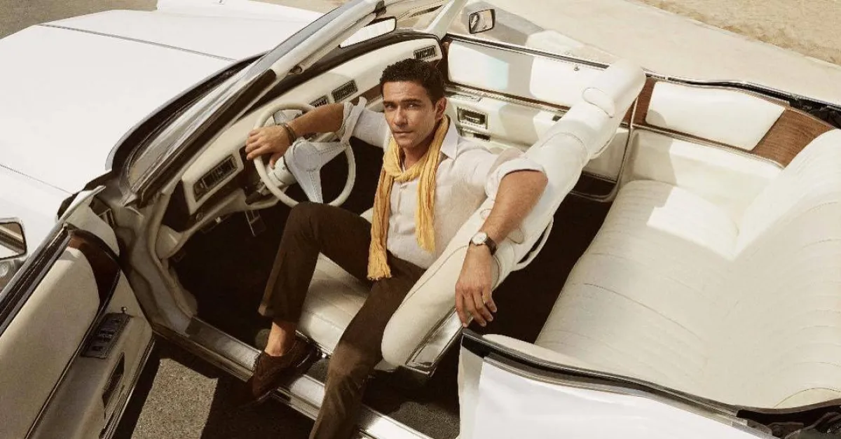 إطلالات أنيقة للرجل من وحي النجوم العرب