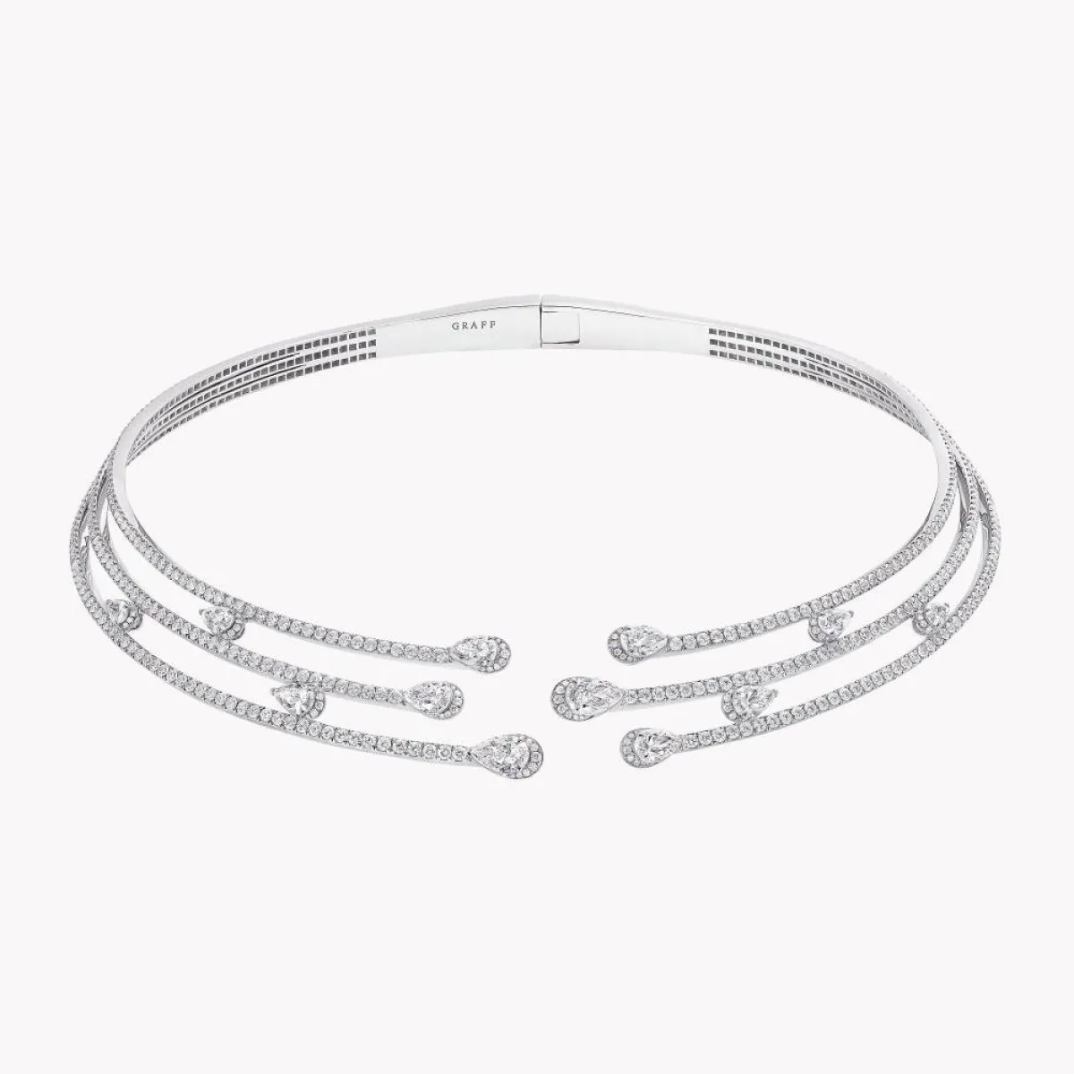 قلادة شوكر مفتوحة من غراف Graff