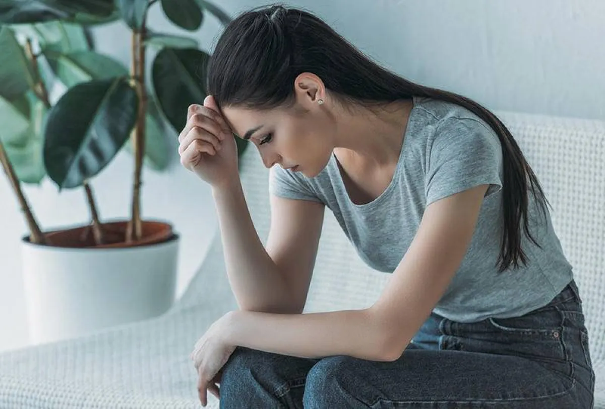 النساء أكثر معاناة من الصداع