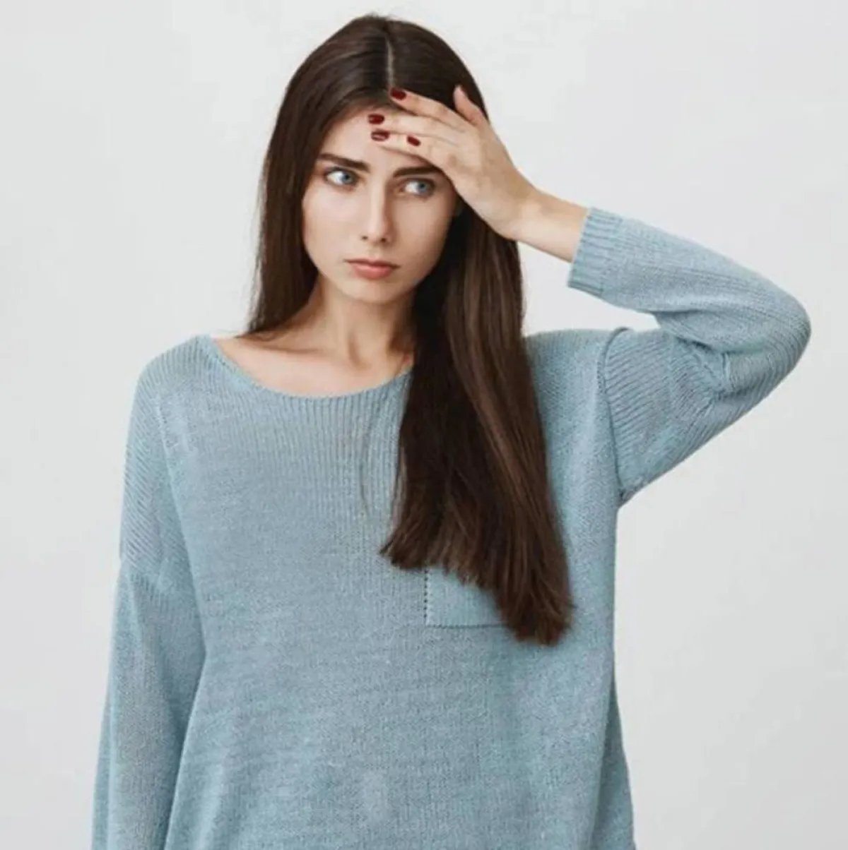 صورة لحامل تشكو من الصداع