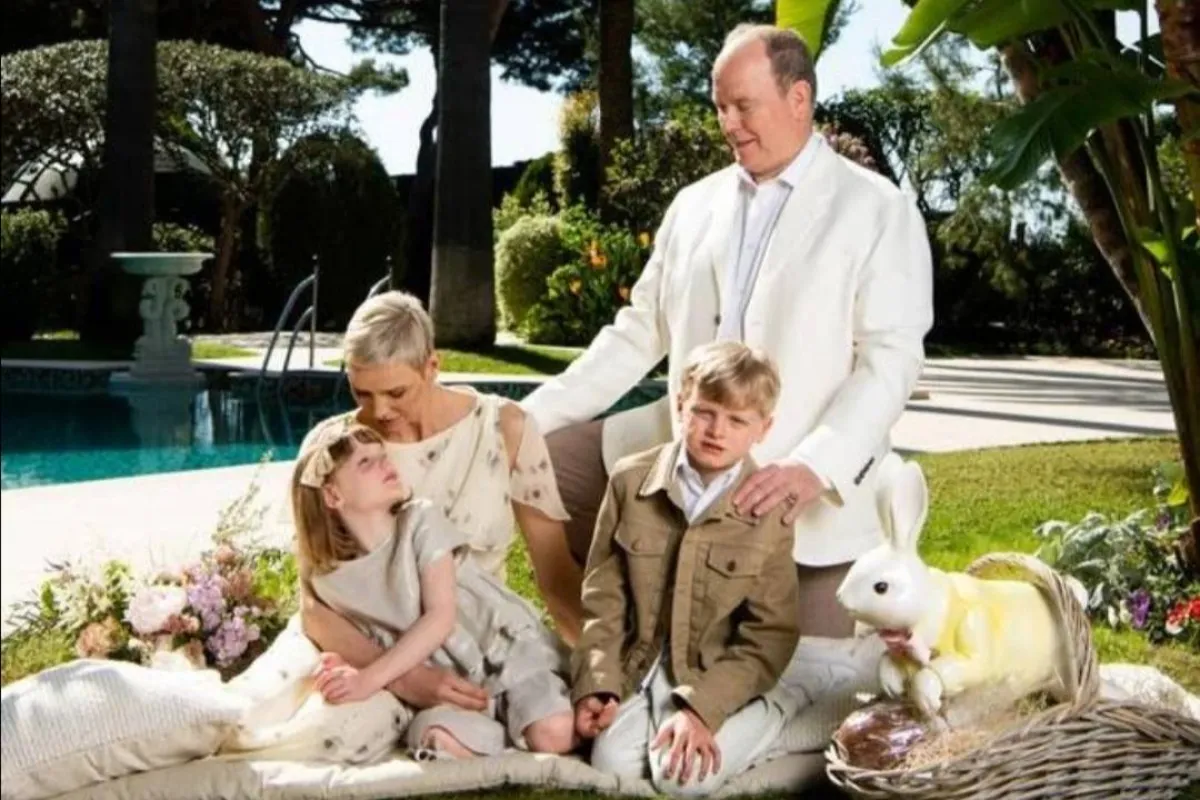 الأمير ألبرت والأميرة شارلين في صورة يوم الفصح- الصورة من حساب الأميرة شارلين على إنستغرام