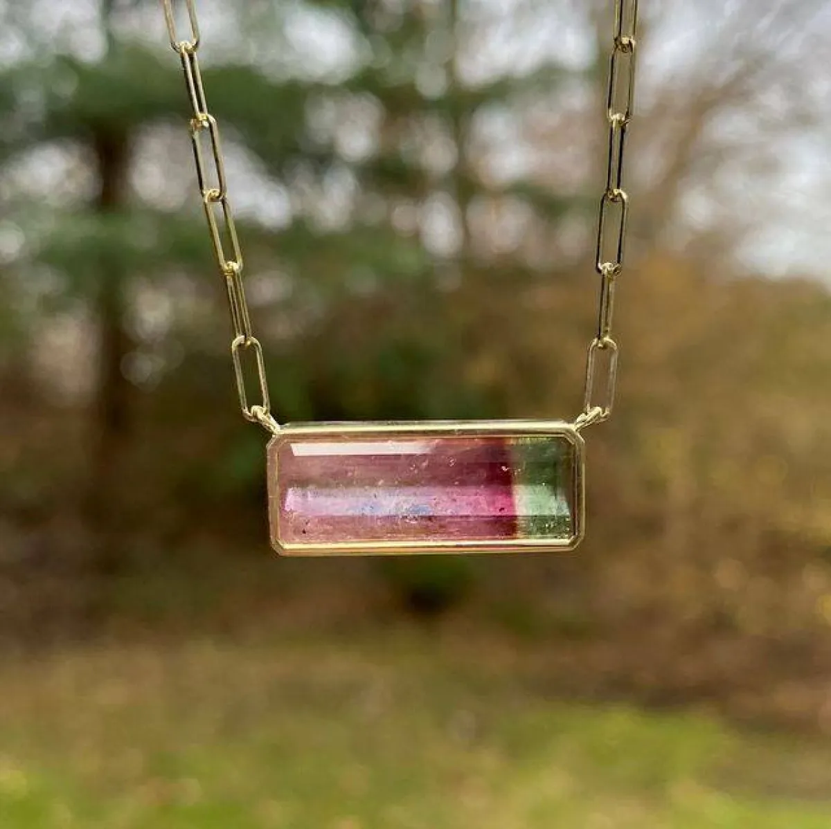 قلادة مرصعة بحجر التورمالين البطيخي من لورين ك Lauren K