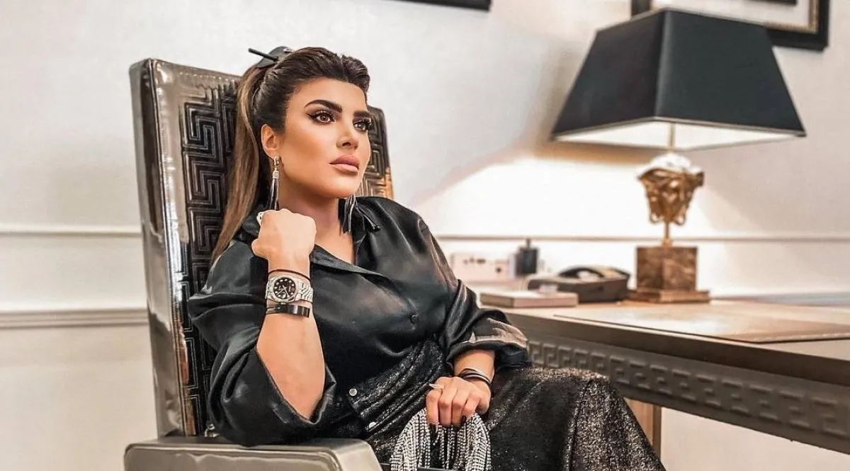 غدير السبتي - صورة من صفحتها الرسمية على موقع " انستغرام" 